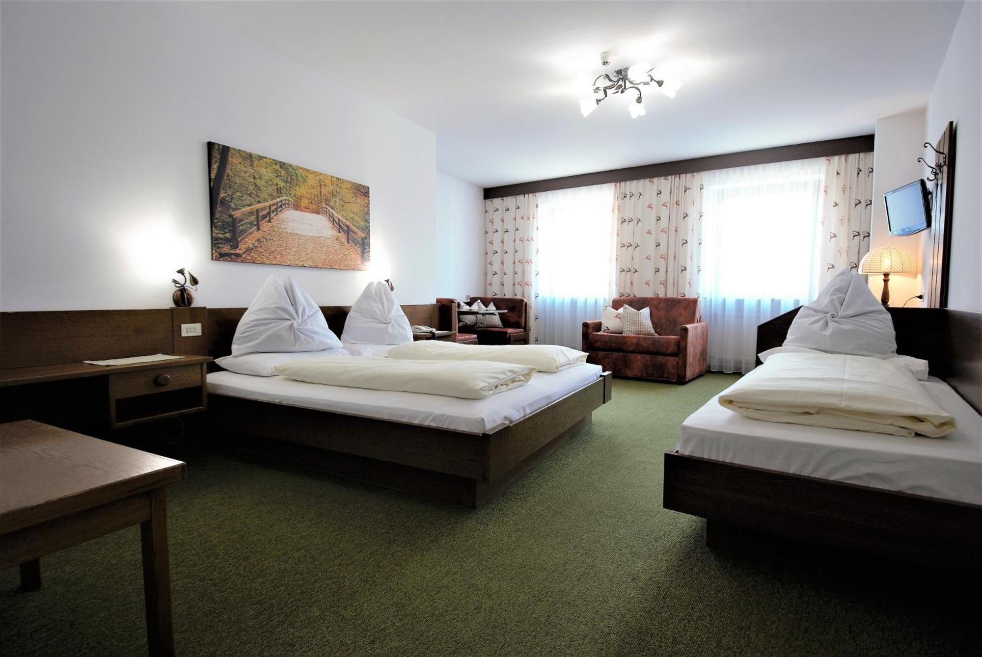 Hotel Urthaler دوبياكو المظهر الخارجي الصورة